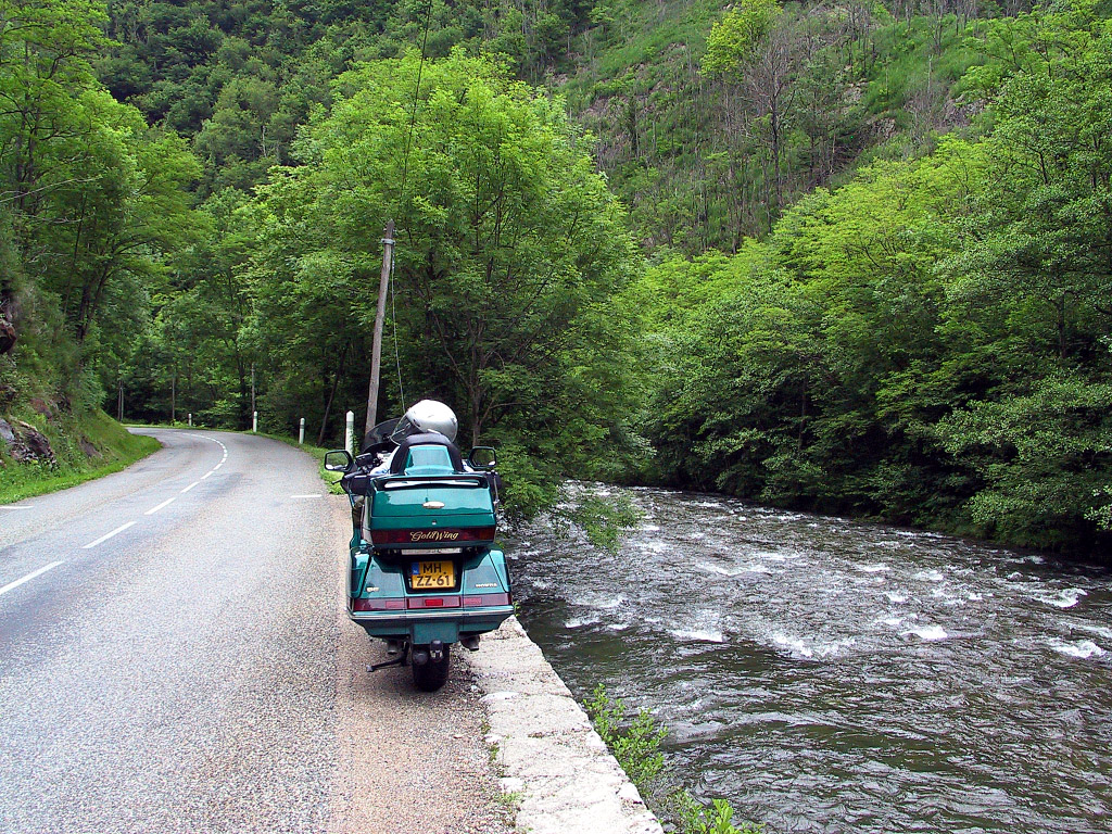 Summer touring 2008 - <i>Here come the  Pyr�n�es</i>