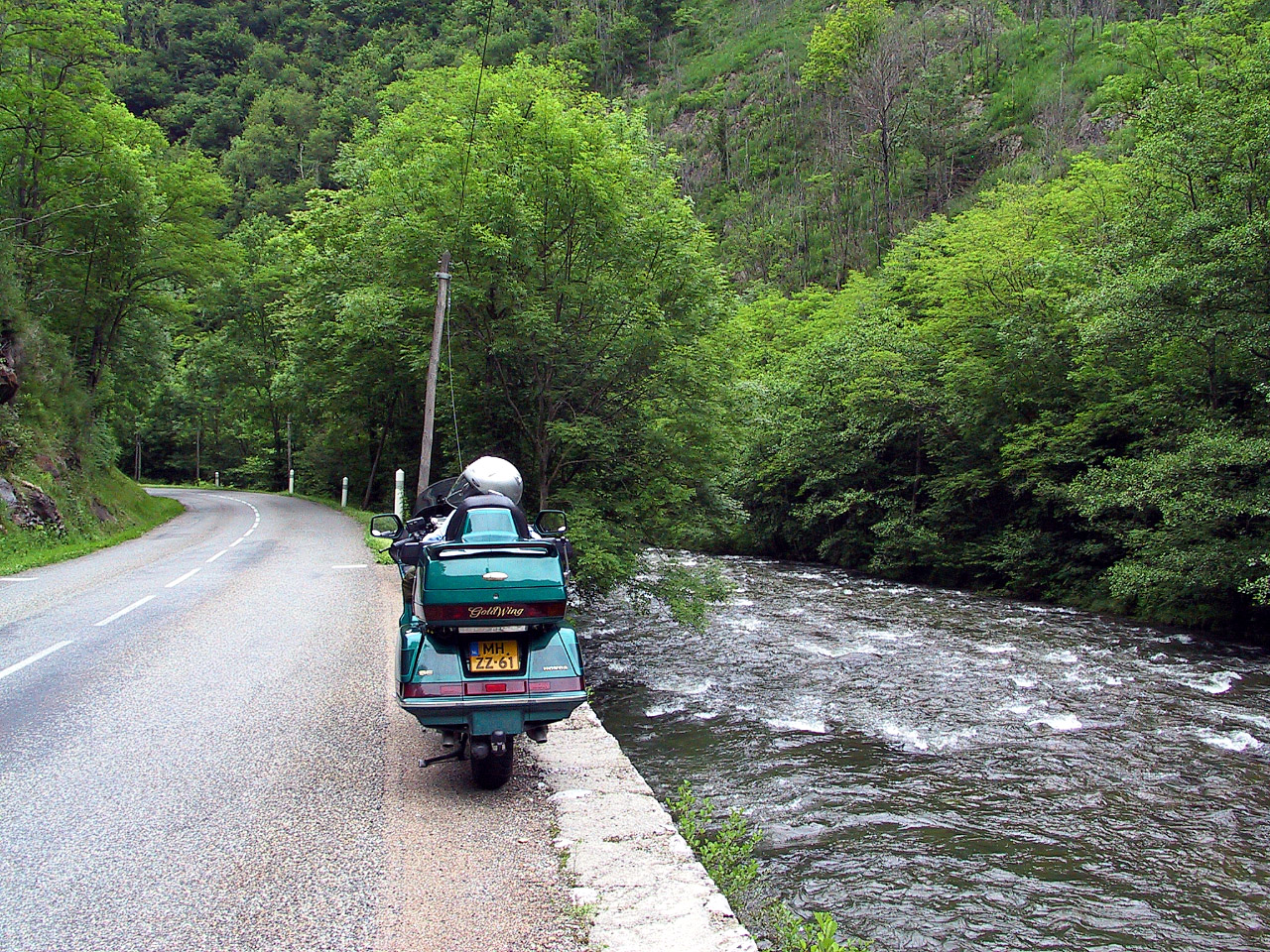Summer touring 2008 - <i>Here come the  Pyr�n�es</i>